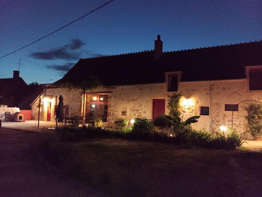 Longere Berrichonne, Calme Absolu, 13 Personnes Holiday home Saint-Pierre-les-Etieux
